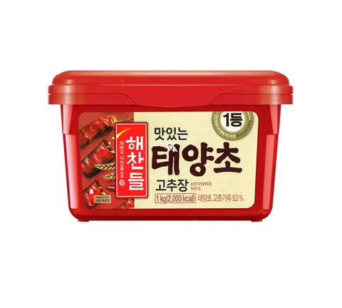 CJ Haechandle Gochujang - Red Pepper Paste - Box (12 x 1000 gr)