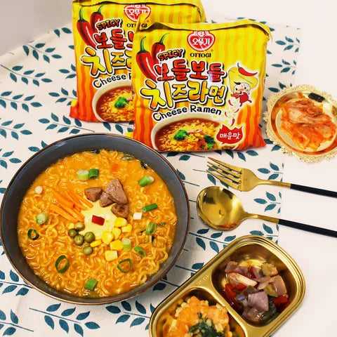 Ottogi Spicy Cheese Ramen Instant Noodle - Box (32 x 111 gr)